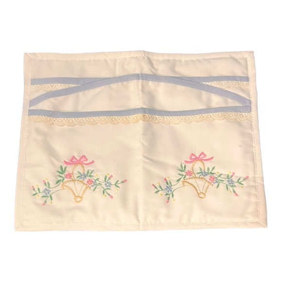 Lillian Vernon Bedding Vintage Lillian Vernon Embroidered Bed Caddy